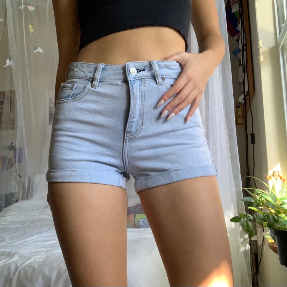 Light wash pacsun mom shorts